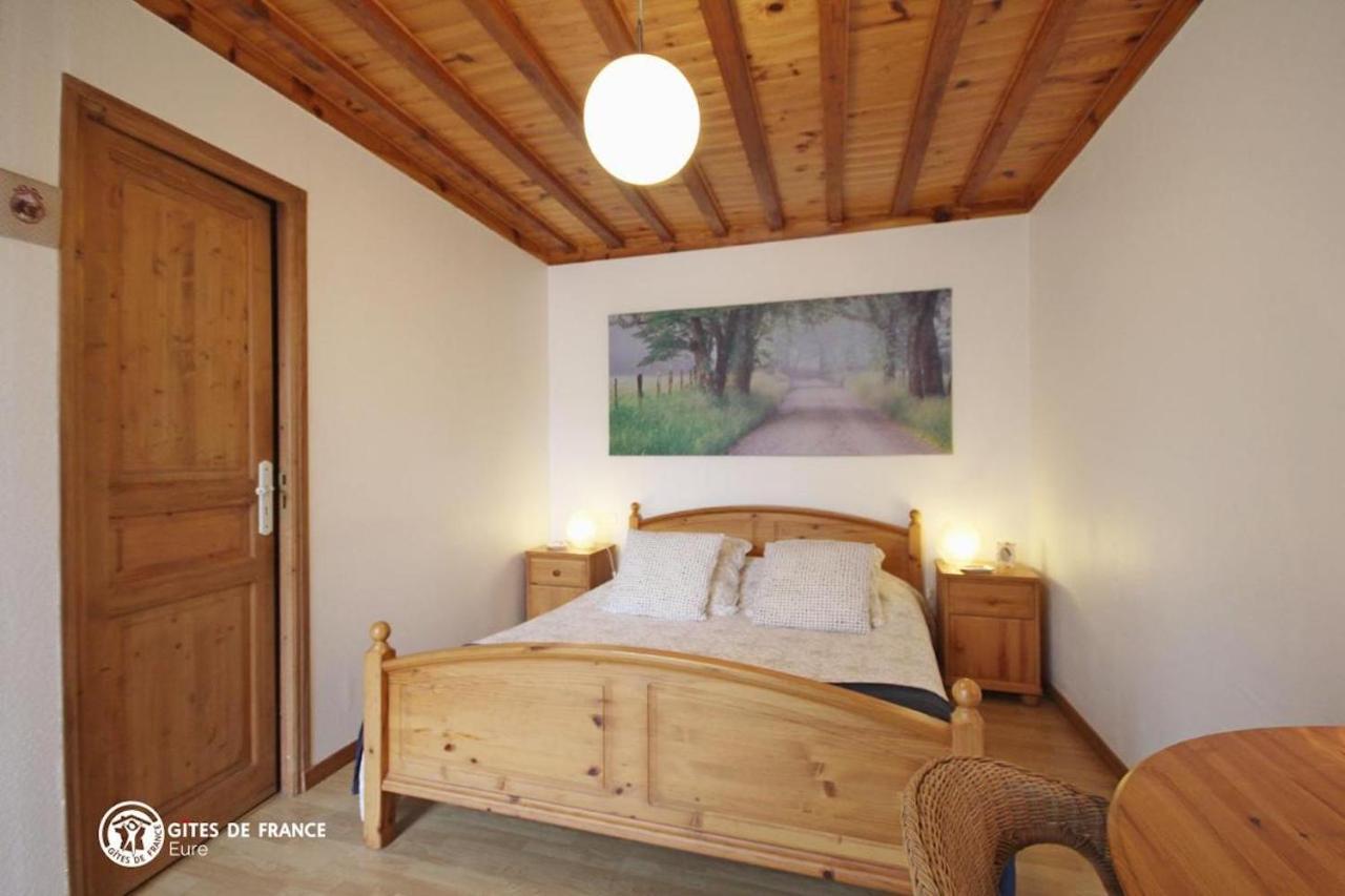 Les Chambres Du Chataignier Lery  外观 照片